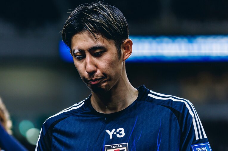 日本代表で連続フル出場した後、ドイツで再負傷した伊藤洋輝。番記者は“無理して起用した”バイエルン側の落ち度を指摘した ／ photograph by Kiichi Matsumoto