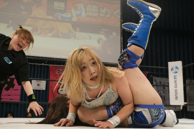 「自分以外はみんな敵だと…」うつ病を患った女子プロレスラーのその後…引退→復帰も経験した真白優希の思い「同じ病気の人たちにも試合を見てほしい」(72)