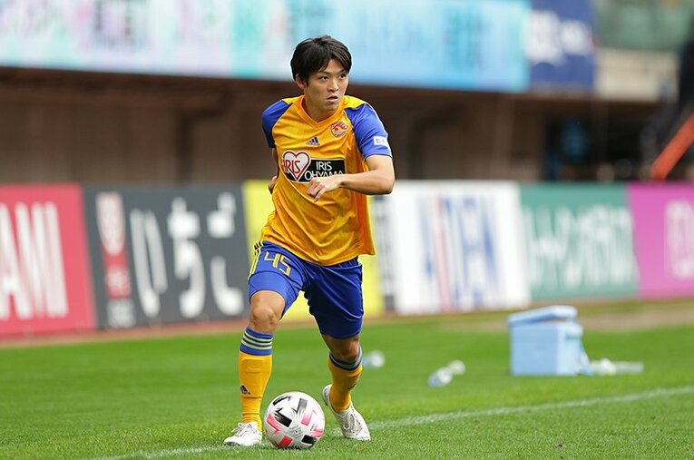 特別指定選手の大学4年生ながら、すでにリーグ11試合に出場する真瀬（第19節終了時点） ／ photograph by J.LEAGUE
