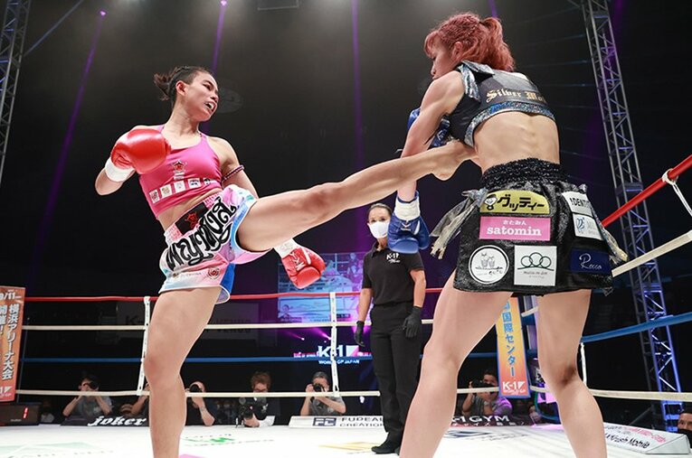 K-1女子に新設されたアトム級の王座決定トーナメントを制したパヤーフォン・アユタヤファイトジム ／ photograph by Takao Masaki