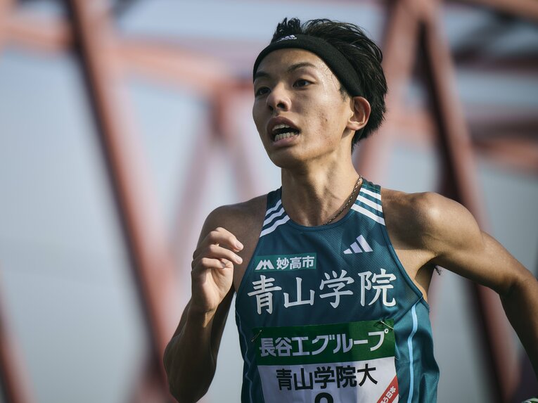 青学大のエースになりつつある2区を走った黒田朝日。初戦の出雲からロードでの強さを見せている　©Yuki Suenaga