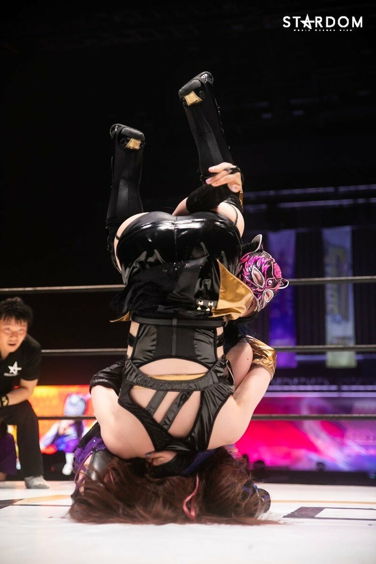 vs.鹿島沙希　©STARDOM