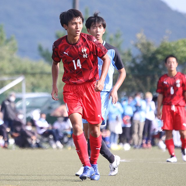鹿児島にまた“半端ない大迫”が! 柴崎岳を彷彿とさせる神村学園1年生・大迫塁は選手権で主役になる?
