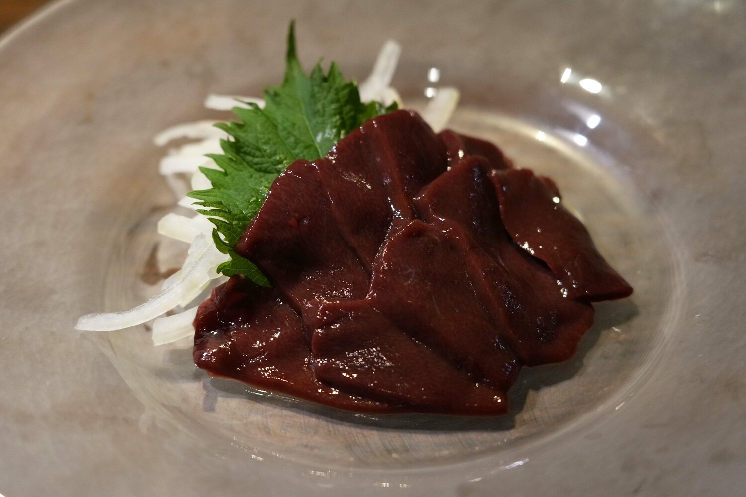 馬レバーの刺身