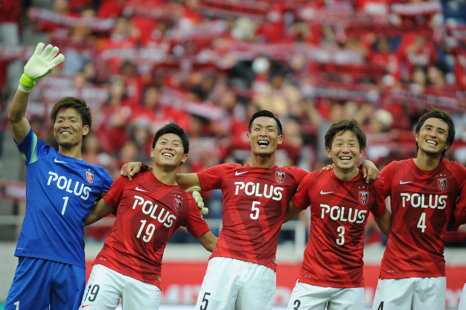 長年共にプレーする宇賀神（3番）からはG大阪FWパトリックと同じ香りが…（写真は2015年）　©︎Getty Imaegs