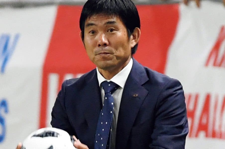 森保監督の 超 律儀 が築く 代表とクラブの積極的新関係 代表でのケガを謝りにいく サッカー日本代表 Number Web ナンバー