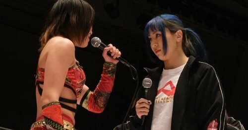 「スターダムを狙わない選択はない」女子プロレス新ユニット・プロミネンスとは何者か？「デスマッチは見たくない」の声に世羅りさの回答は - プロレス -  Number Web - ナンバー