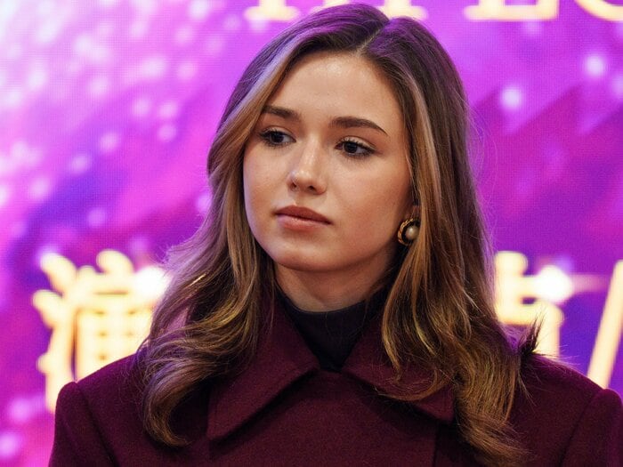 法廷決着がついた「ワリエワのドーピング事件」に残るナゾ…違法薬物はどこから？ 関係者に広がった疑心暗鬼、NHKの取材にコーチ本人が答えたこと＜Number Web＞ photograph by KYODO