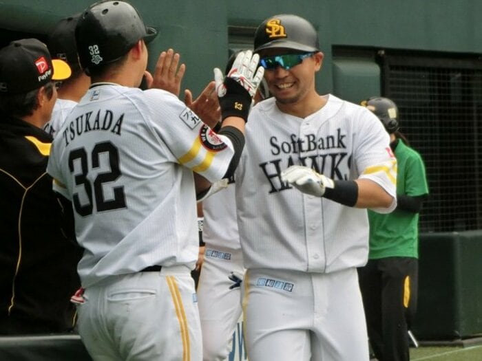 中村晃の明るい表情にほっとする。完璧な本塁打に笑って「まあまあ」。＜Number Web＞ photograph by Kotaro Tajiri