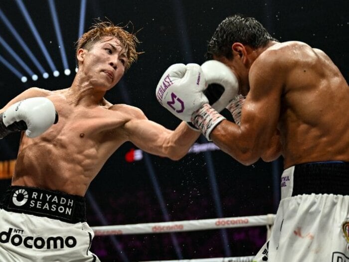 なぜ井上尚弥に接近戦を仕掛けなかった？ 長谷川穂積が実況席で感じた“敗者アフマダリエフの誤算”「警戒心マックスになりすぎ」「接近戦でも厳しい」＜Number Web＞ photograph by Hiroaki Finito Yamaguchi