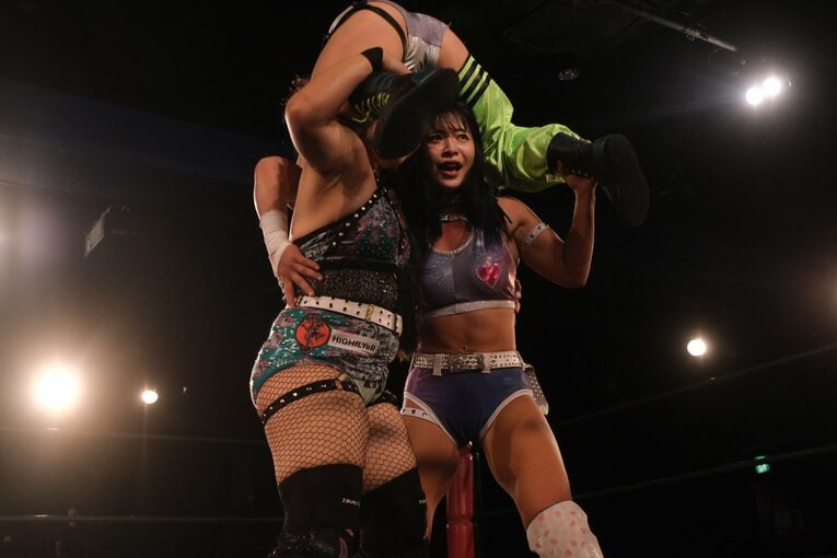 「リングに上がるな」と言われたプロレスデビューから3年…セクシー女優を引退、ちゃんよたがボディコンテストで見せた筋肉美「凄く幸せ者です」(38)