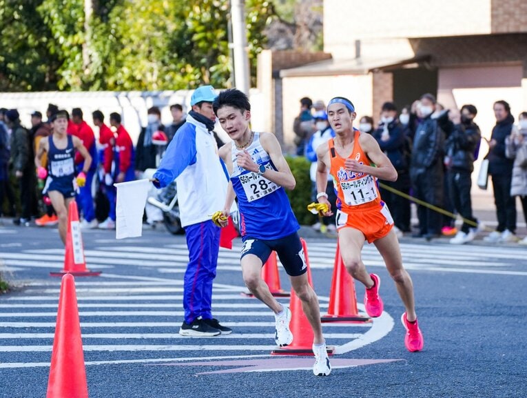 2023年の都大路ではエース区間の1区で区間賞を獲得した折田　©︎Satoshi Wada