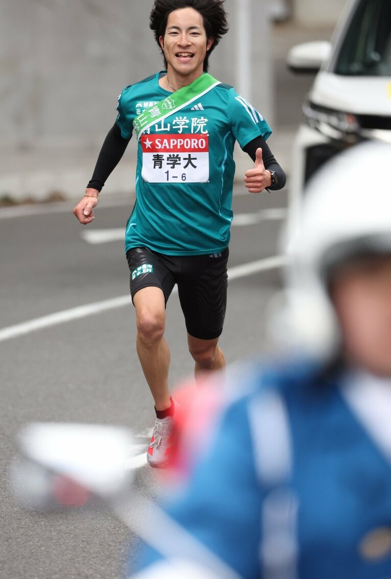 好記録を確信してガッツポーズの野村　©︎JMPA