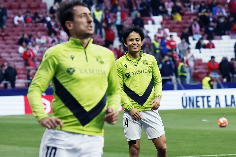 キックオフ前にはにこやかな表情を見せた久保　©Daisuke Nakashima