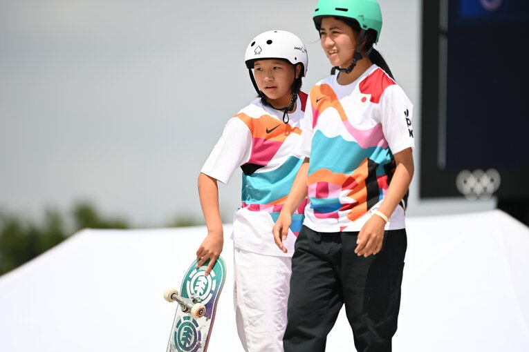 西矢椛と中山楓奈　©JMPA