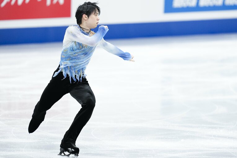 2021-2022シーズンのショートプログラム『序奏とロンド・カプリチオーソ』　©Asami Enomoto