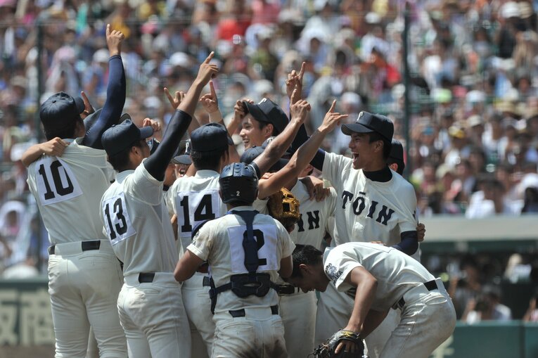 3年夏の甲子園決勝で光星学院を破り春夏連覇を果たした大阪桐蔭ナイン　©︎Hideki Sugiyama