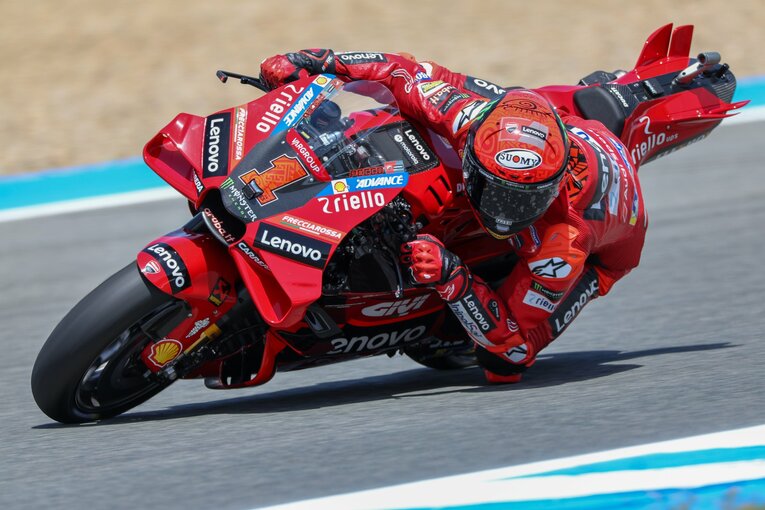 ベゼッキと1点差とはいえ、今季も安定した速さでランキングトップにつけるバニャイア　©Satoshi Endo