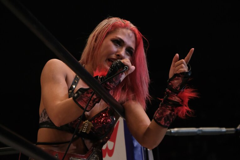 「ジュリアvs鈴季すず」はなぜ“最高に映える”タイトルマッチだったのか？ 試合直後の“姉妹”が明かしたそれぞれの「25分4秒」(97)