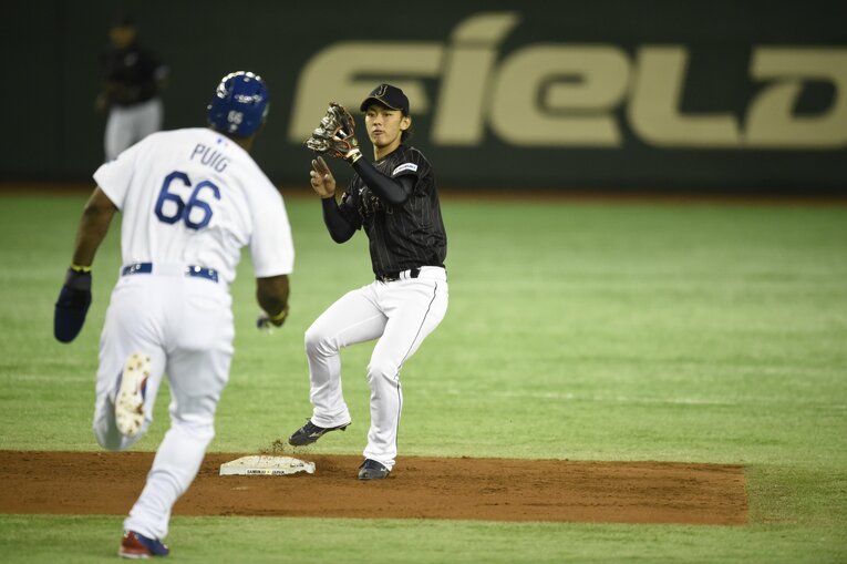 「う、うますぎる…」【今宮の天才プレー集】20枚超／2014年　©Naoya Sanuki