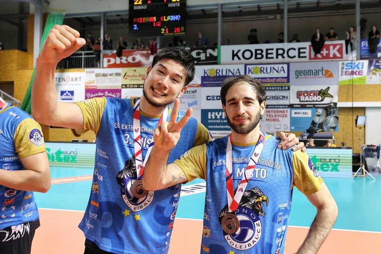 チェコでプレーする今村（本人提供）