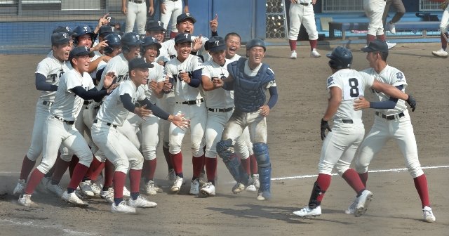 今年の大阪桐蔭は発展途上 崖っぷち を救った主将と殻を破ったエース 一番いい勝ち方 で乗り込む甲子園 高校野球 Number Web ナンバー