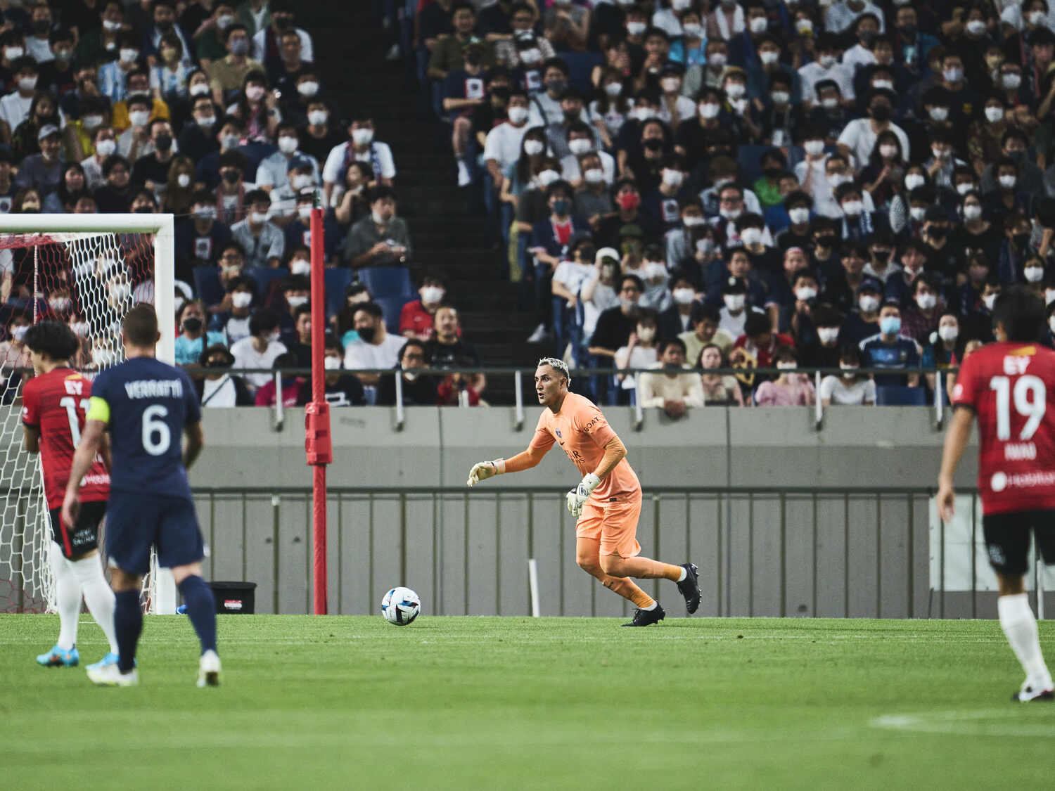 浦和戦でのナバス　©Sports Graphic Number