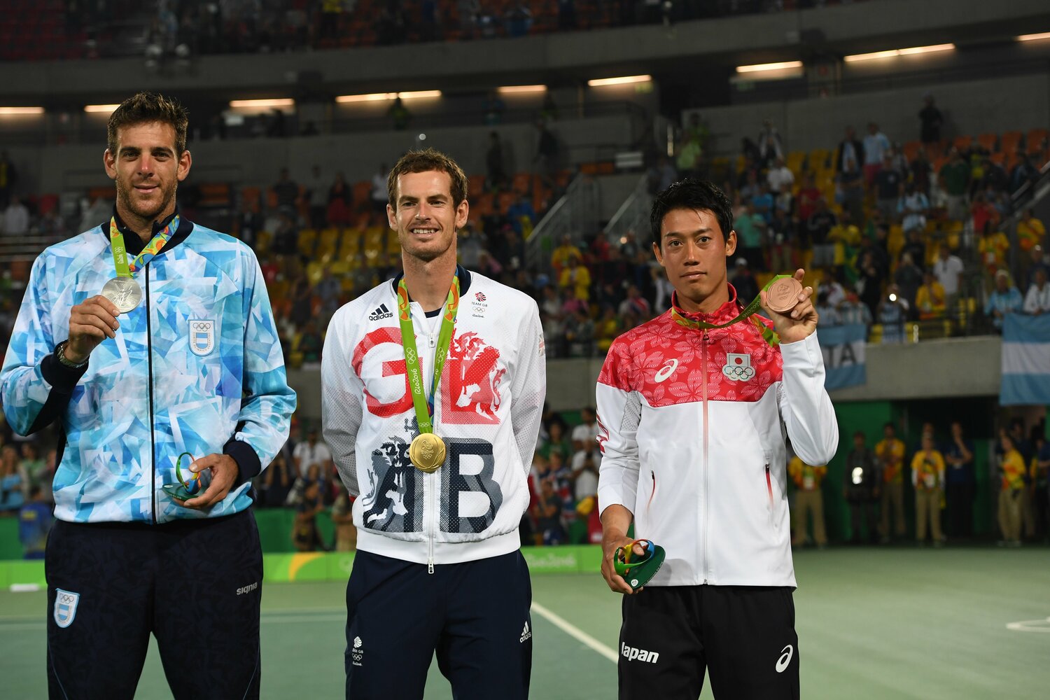 リオ五輪表彰式での錦織ら©JMPA