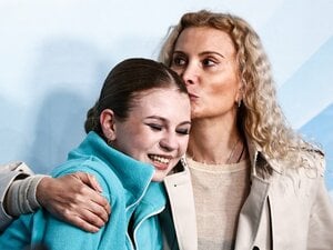 「けんか別れはしていない」ママで復帰のイグナトワが女帝・エテリに“出戻り”の背景は…国際舞台に復帰するロシアフィギュアスケート界最新事情