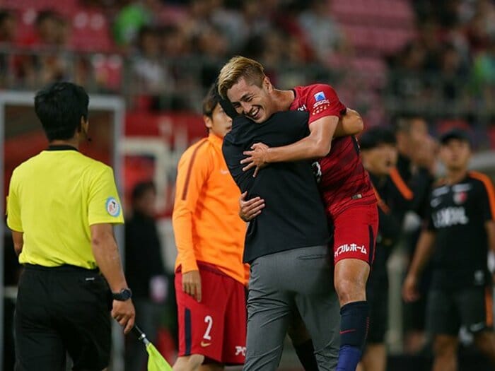 ゴミ拾い、挨拶、感謝。得点を呼ぶ鹿島・鈴木優磨の“ふだんの行い”。＜Number Web＞ photograph by J.LEAGUE