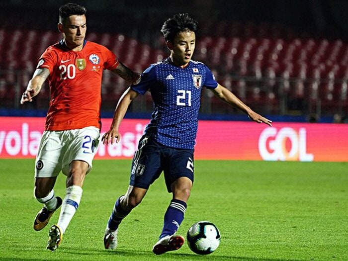 福西崇史が見たチリとの巨大な差。身体の使い方と久保建英の決定機。＜Number Web＞ photograph by Koji Watanabe/Getty Images