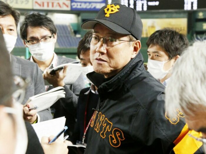 巨人・原辰徳監督、一時解散の理由。メジャー流運営で“やりすぎない”。<Number Web> photograph by KYODO