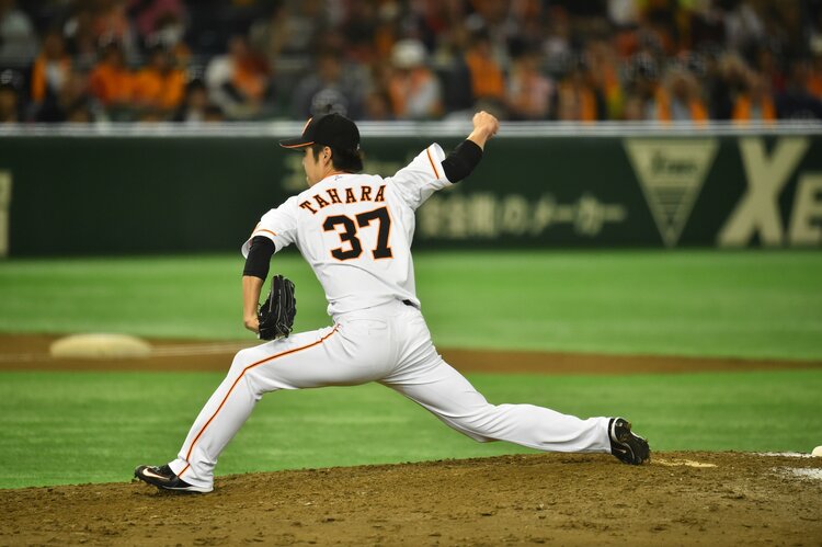 31歳の“戦力外通告”、巨人・田原誠次「143試合中128試合で投げた男」…2