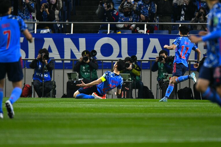 同点ゴールを決めたキャプテンの吉田麻也　©Takuya Sugiyama/JMPA