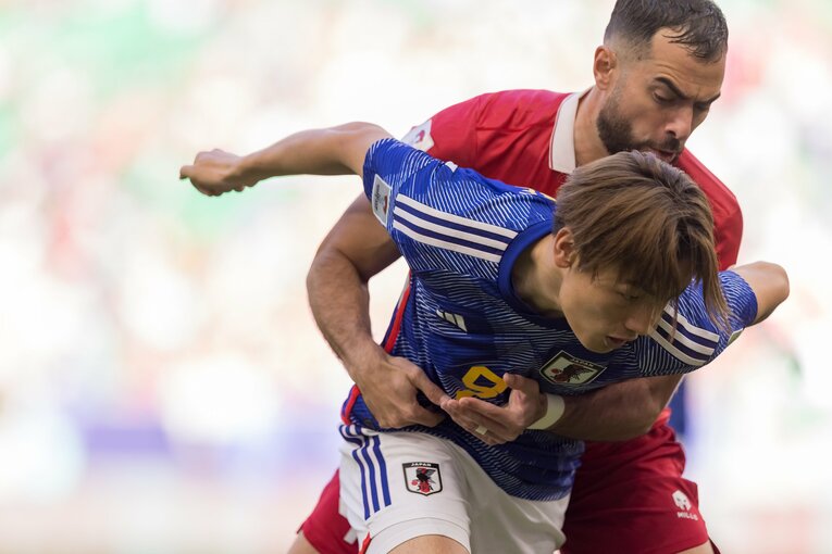 PKを得た上田のプレー　©Getty Images