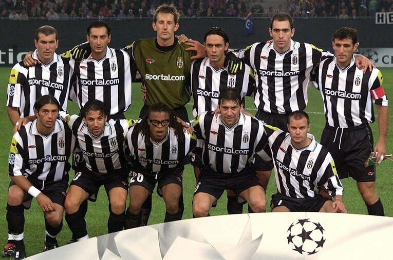 2000年代前半、華やかなりし頃のユベントス。強さの土台だった鉄壁DF陣が起こした「破廉恥スキャンダル」とは？ ／ photograph by AFLO