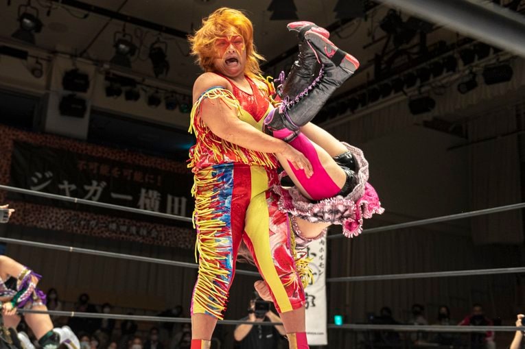 神取＆アジャ＆“W井上”！ レジェンドたちが若手精鋭軍との「3本勝負」で必殺技連発…“お祭り”カードに見た歴史的意義とは？(42)