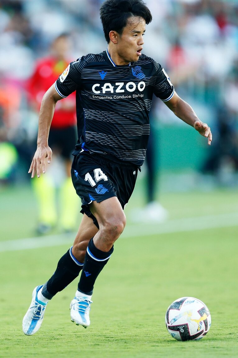 「久保建英が信頼され始めた」証拠かも…ソシエダサポの「Take,Take」に日本人カメラマンが感じた“海外組あるある”とは(26)