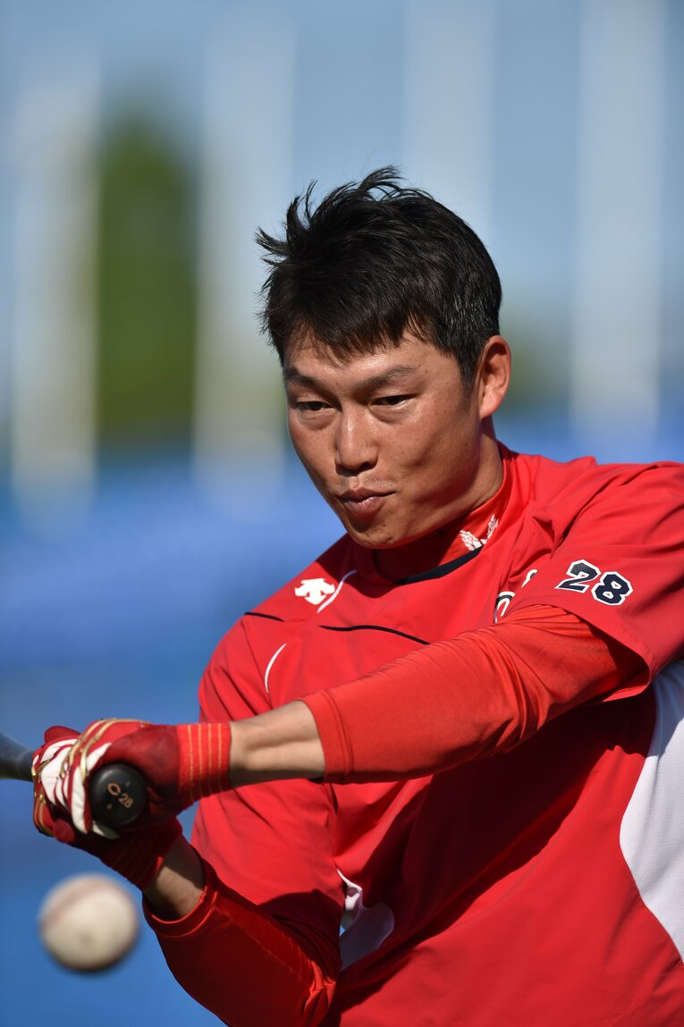 どんな瞬間も「絵になる男」広島カープ・新井貴浩監督の現役時代　©︎Hideki Sugiyama