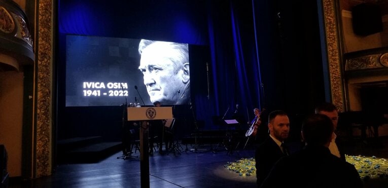 追悼セレモニーの様子　©︎Shuichi Tamura