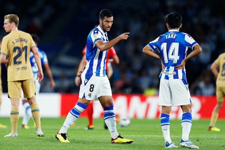 久保建英は「2ケタ得点」狙えるのでは…名手シルバと“精度の差”はあれど、カメラマンが感じたワケ〈バルサ戦好守で同点弾の起点〉(30)