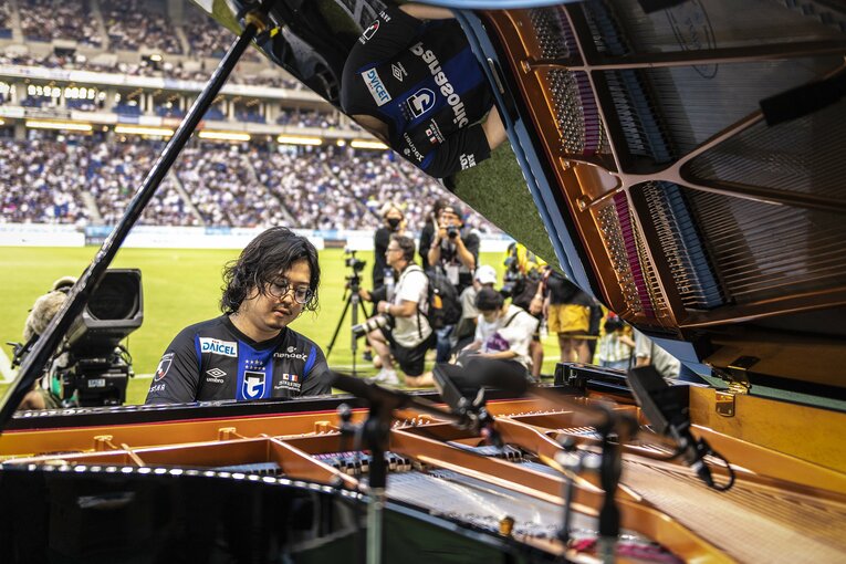 3戦目の大阪で演奏をおこなった反田さん　©Takuya Sugiyama