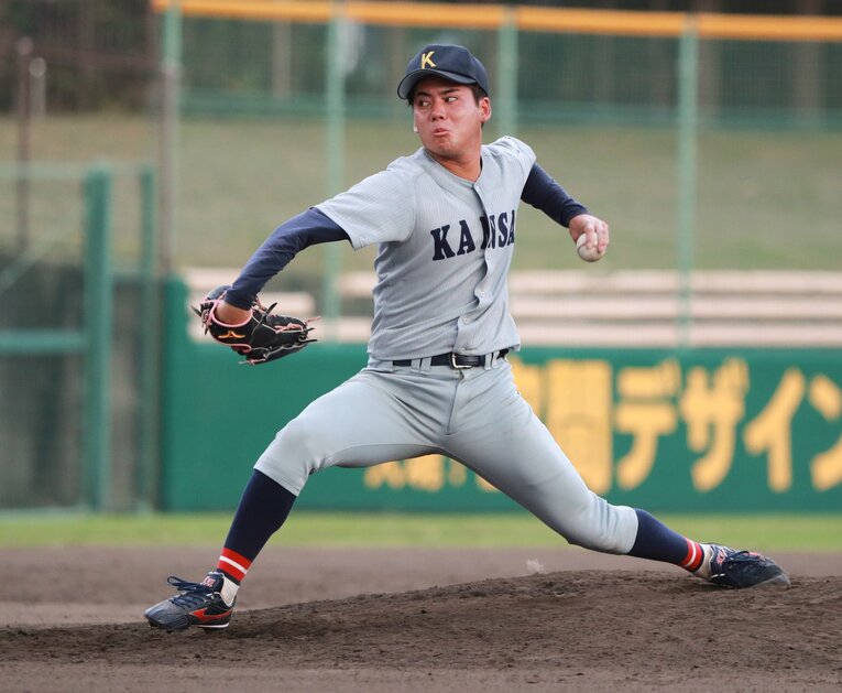 大学では圧倒的な成績を誇る金丸だが、高校までは無名の投手だった　©JIJI PRESS