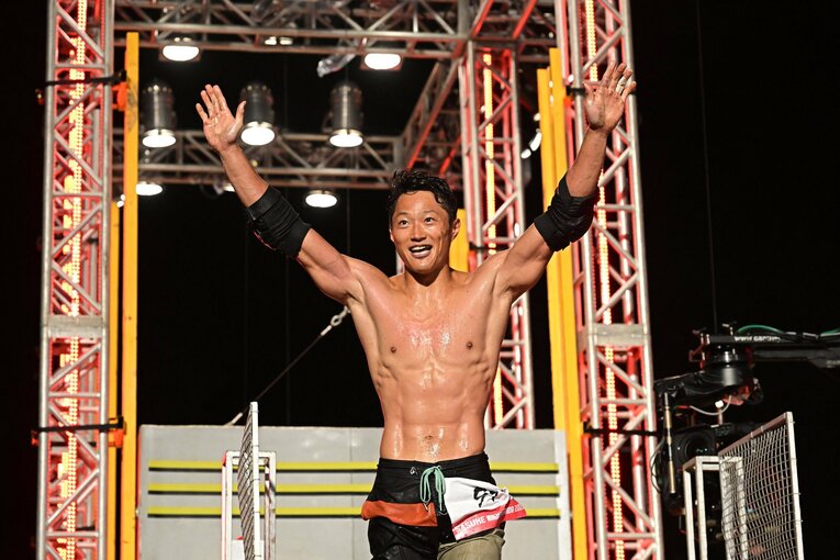 いまではSASUKEでバキバキの肉体を披露している山本だが、陸上競技を辞めた直後にはまさかの「ドカ食い事件」も　©TBS