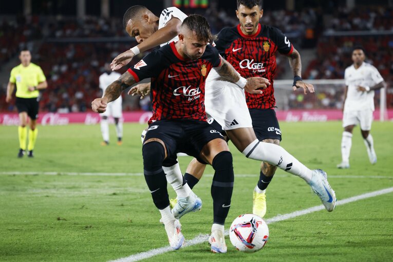 エムバペ、ビニシウスを相手に奮闘したマフェオ