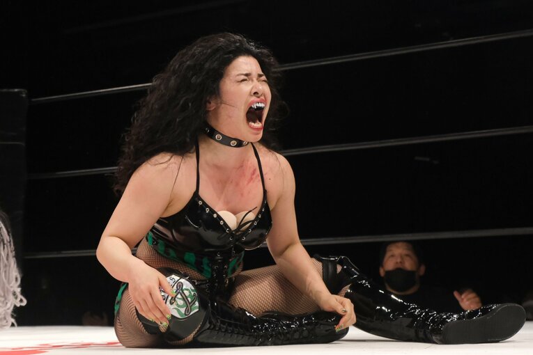 「圧倒される肉体美」を目指す新人女子プロレスラー…コンテストにも出場するZONESが語る“理想像”「実は体重が10kg減ったんです」(106)