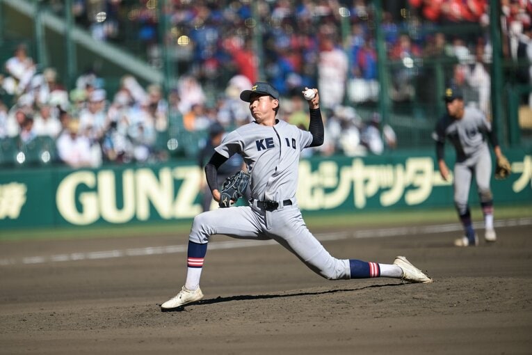 非坊主でめちゃくちゃ強い…慶応の現地カット　©Nanae Suzuki