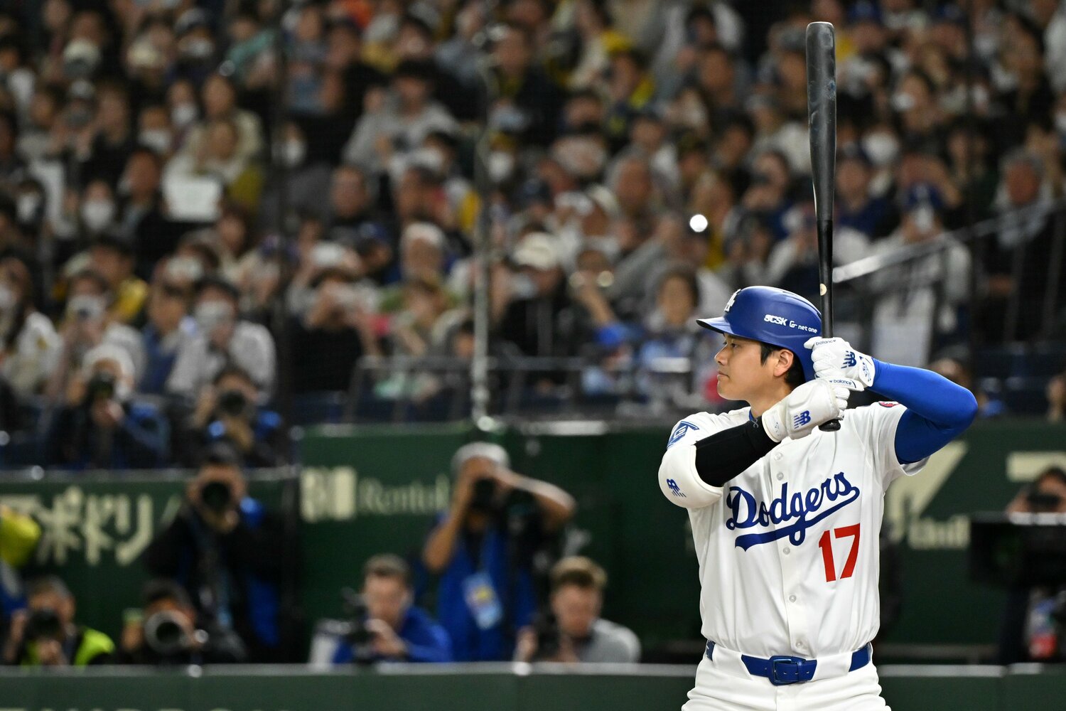 阪神との練習試合で打席に立つ大谷翔平　©︎Getty Images