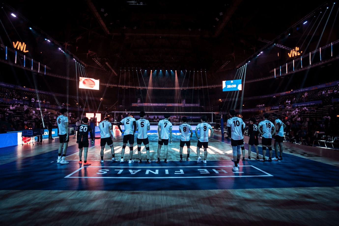 ネーションズリーグ・ファイナルラウンド準々決勝フランス戦でストレート負けを喫した日本代表　©︎FIVB