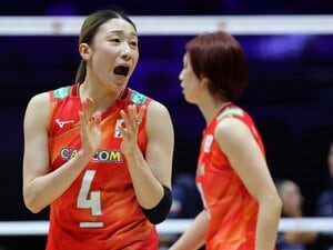 木村沙織が涙する石川真佑を抱きしめた理由…ロス五輪へ女子バレー日本代表に必要な“勇気”とは？「もっと上にいけるよ～！って気持ちです」